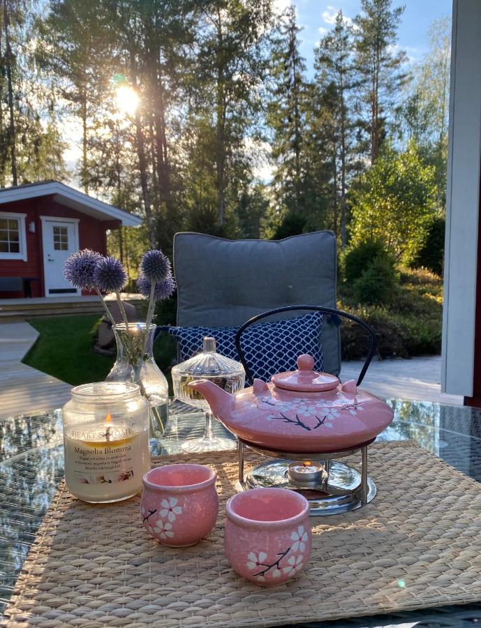 Carpe Diem Guest Cottage Osthammar Bagian luar foto